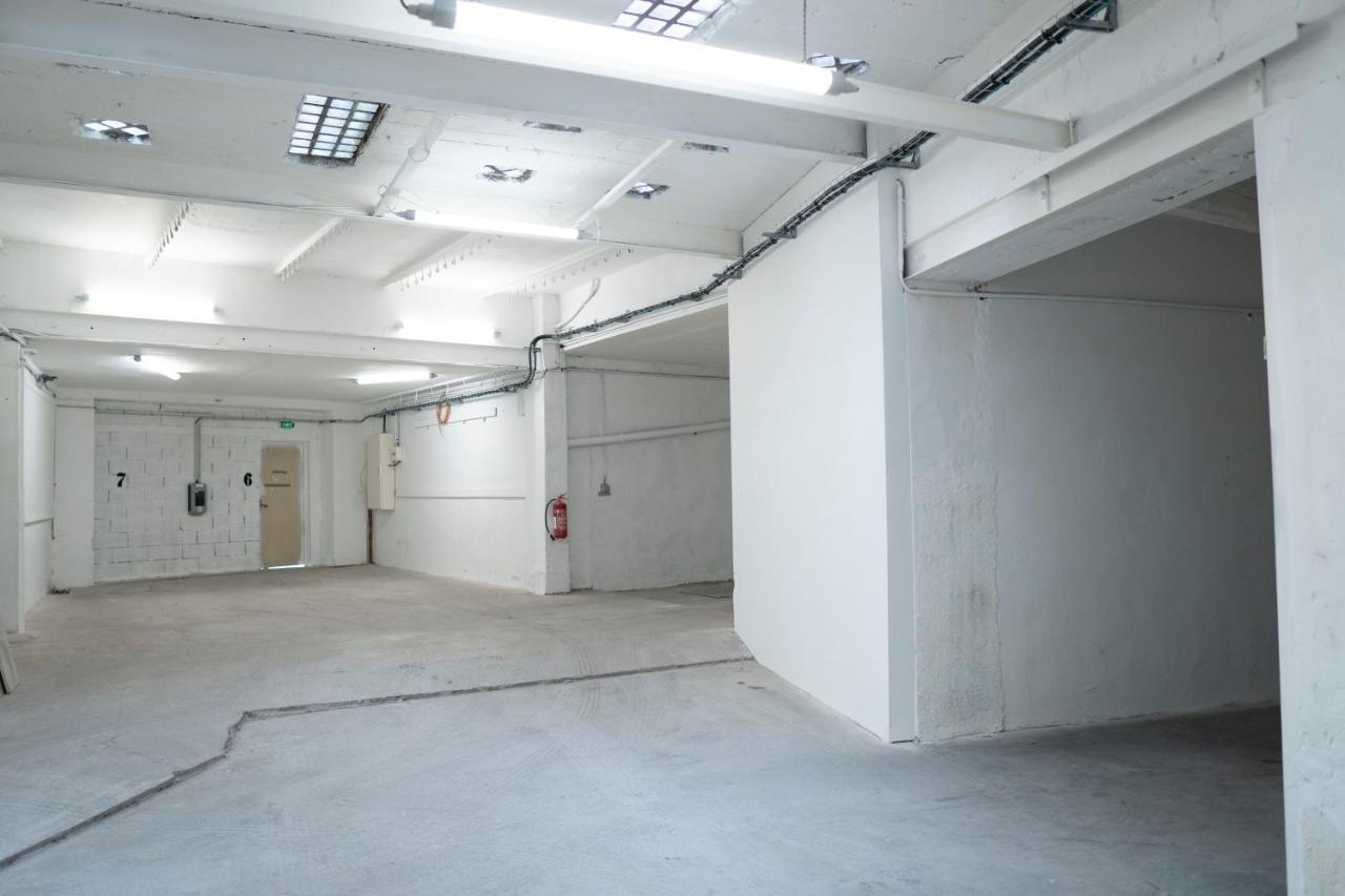 Kyriad Nimes Centre Екстер'єр фото