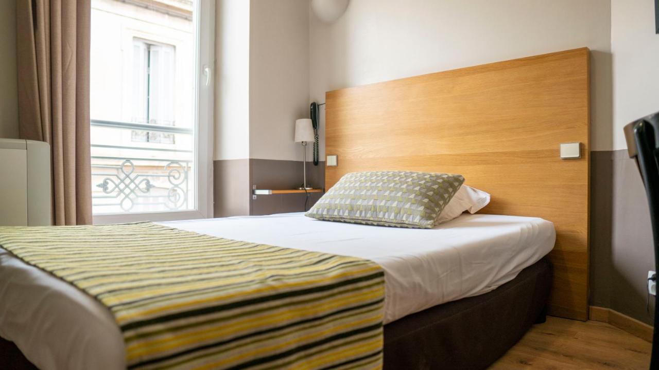 Kyriad Nimes Centre Екстер'єр фото